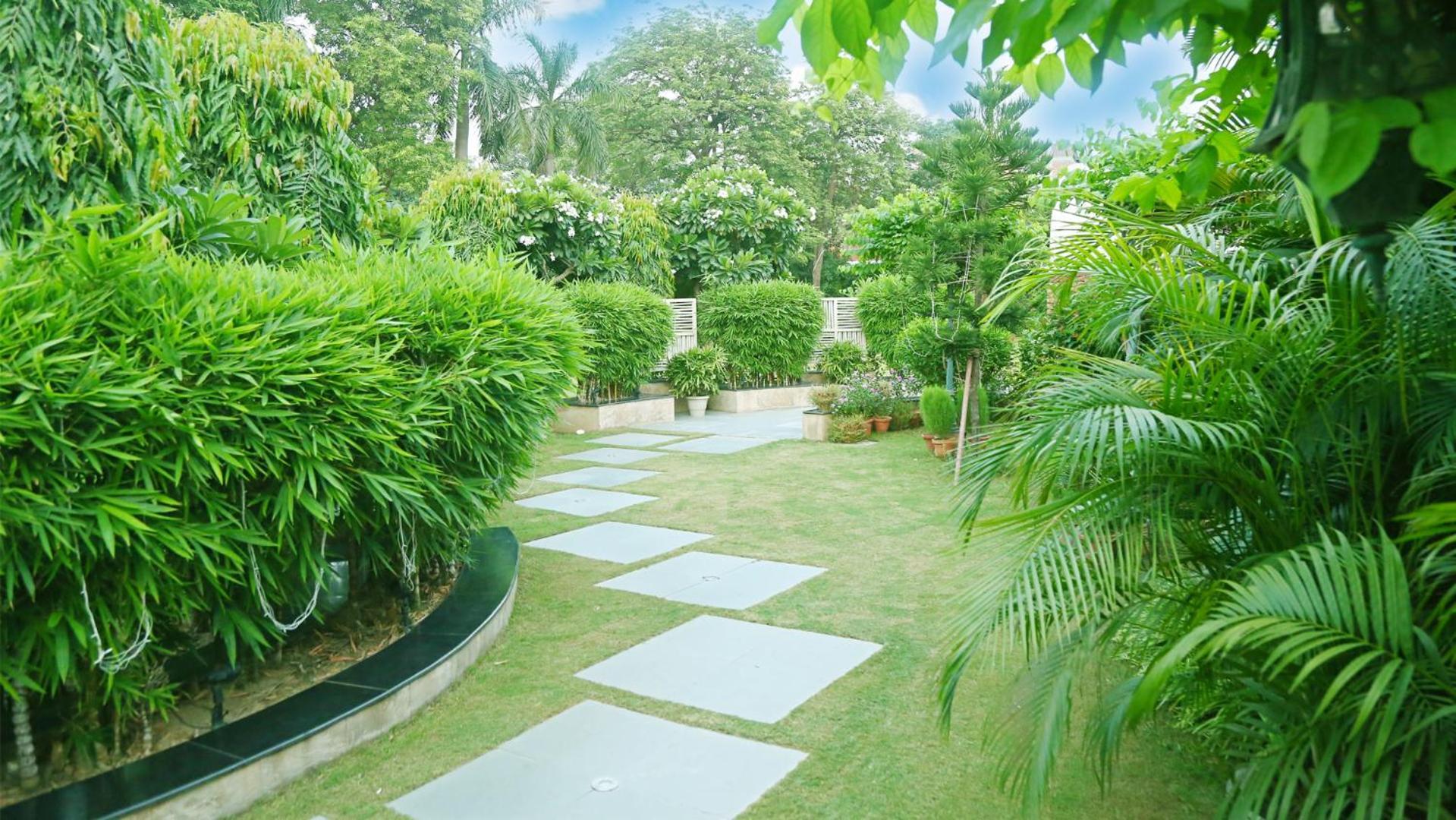 Goa Country Club Hotel Gurgaon Bagian luar foto