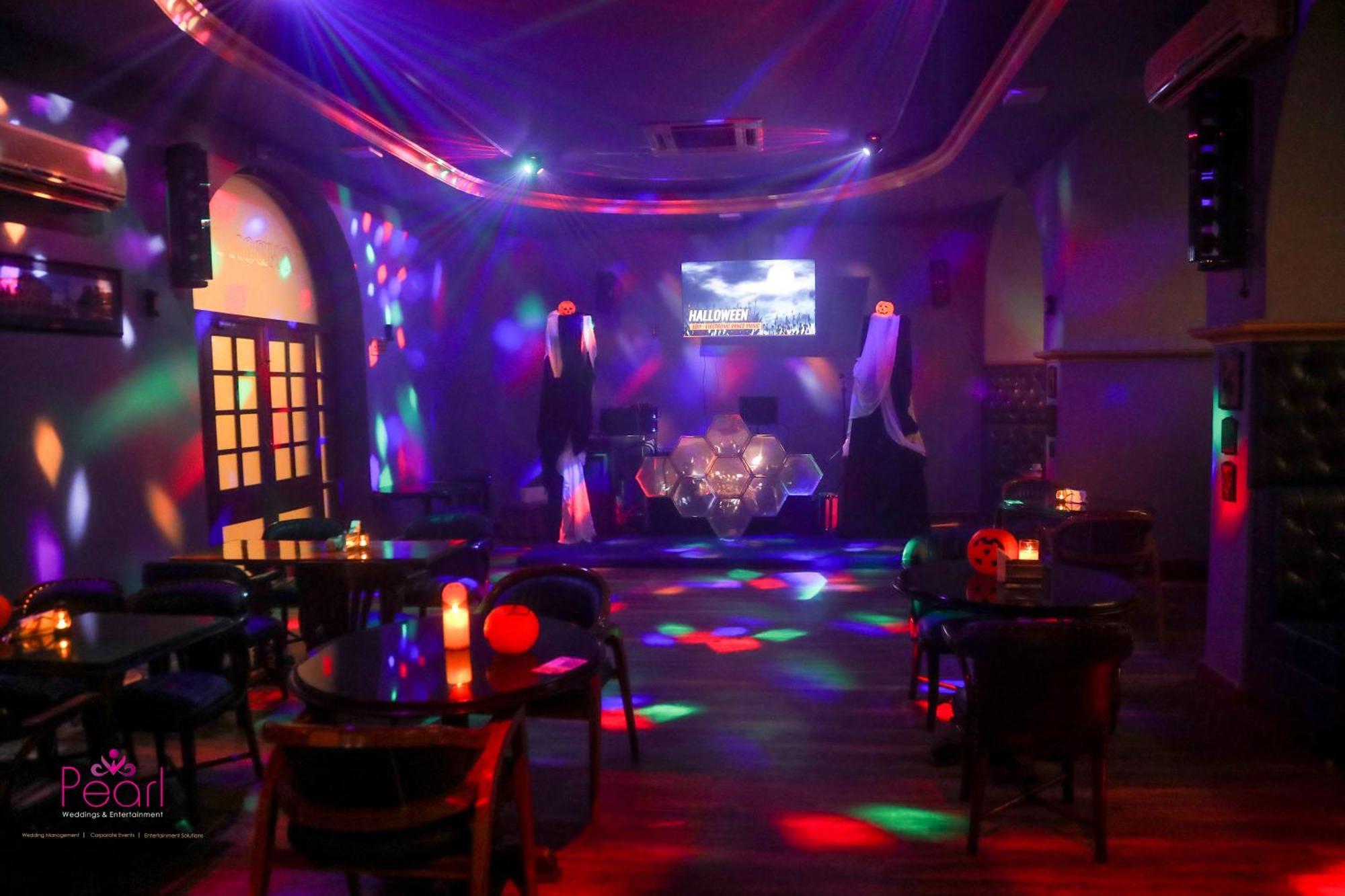 Goa Country Club Hotel Gurgaon Bagian luar foto
